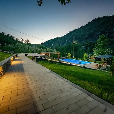 Daire Dolina Vekova 2 *